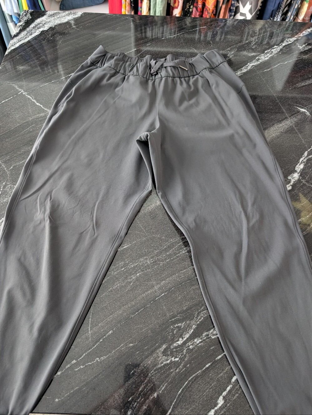lululemon athletica Women's Charcoal Gray Jogger Sweatpants